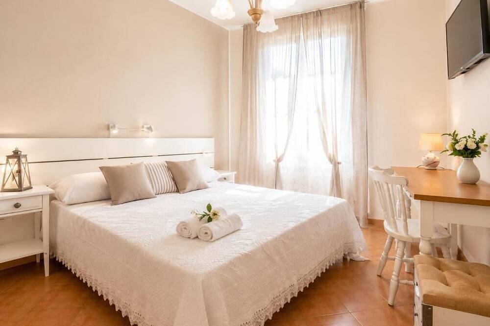 Apartamento entero, Just 5 minutes from the Etruscan Baths and 10 minutes from the Gulf of Baratti. in Campiglia Marittima, Costa Etrusca