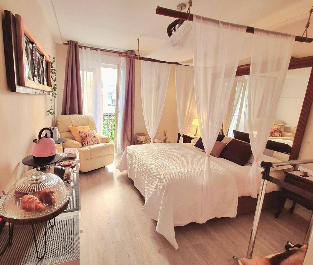 Double Room in Vitoria-Gasteiz, Cordillera Cantábrica