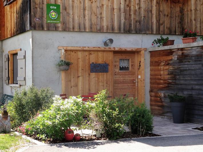 Gîte pour 3 personnes, avec Terrasse et Jardin
