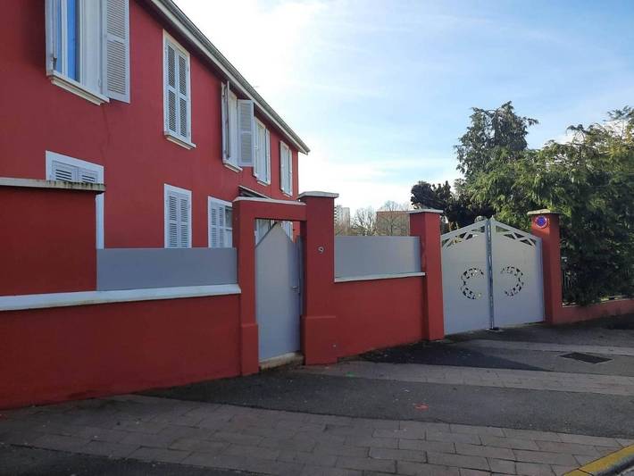 Gîte pour 4 personnes, avec jardin et vue à Oyonnax - 2