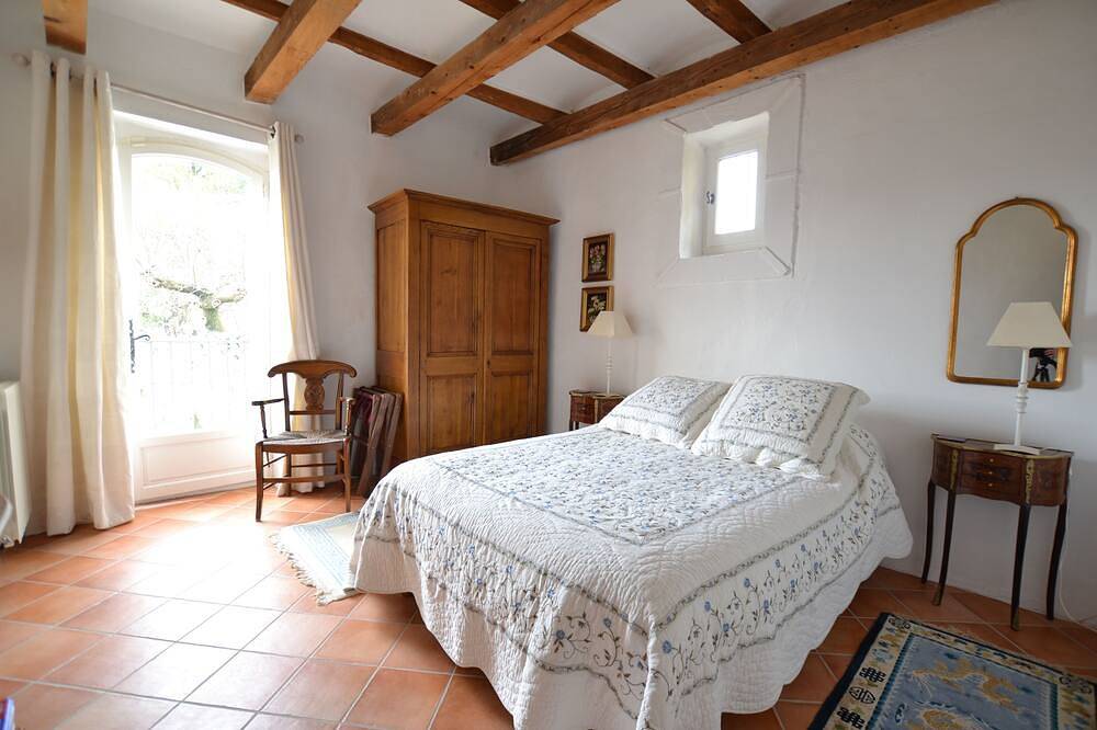 Mas de la Chapelle ~ maison de maître en pierre avec piscine chauffée. in Garrigues-Sainte-Eulalie, Région de Nîmes