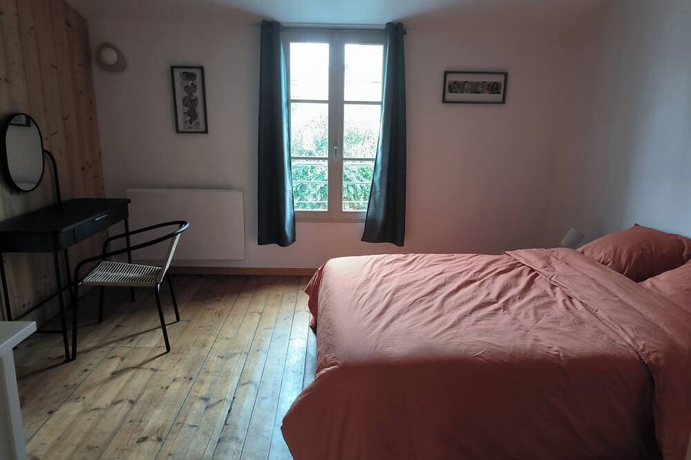 Completely renovated 80m2 house in the center of town. in Niort, Niort region