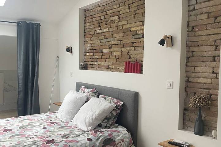 Location de vacances pour 2 personnes, avec jardin et piscine à Pechbonnieu - 4