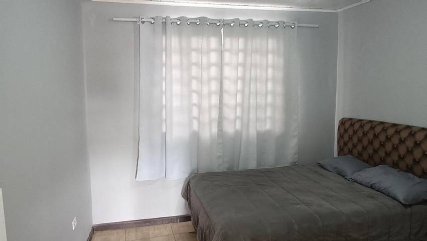 Casas e apartamentos de temporada para 2 pessoas, com balcão e vista em Curitiba