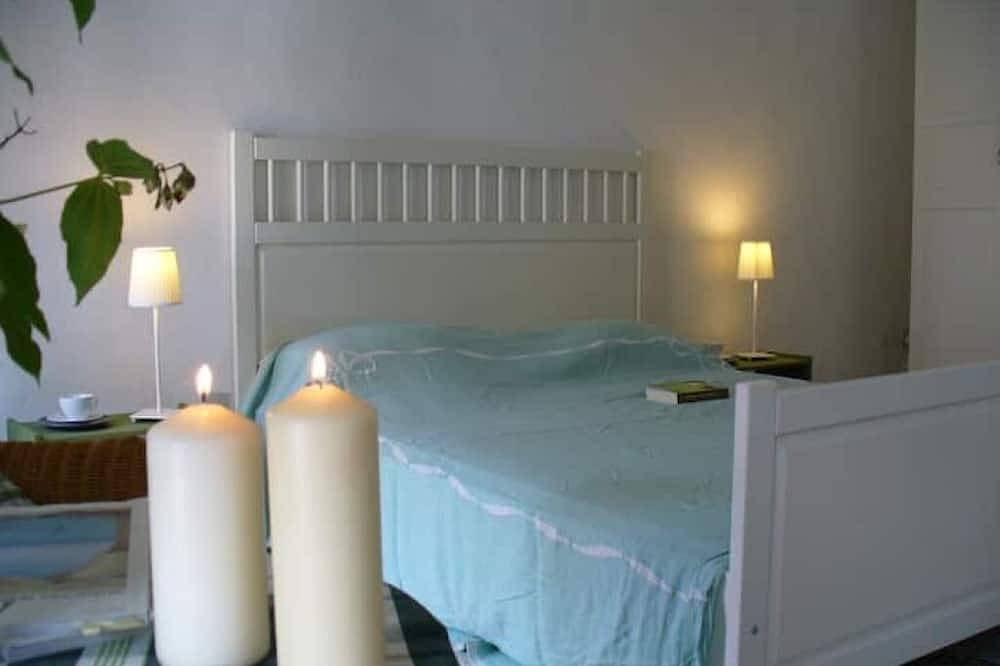 Room with private bathroom and stunning views in the heart of Vicenza in Vicenza, Vicenza Province