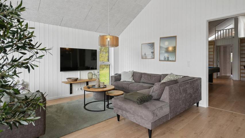 Ferienhaus für 16 Personen, mit Terrasse und Garten sowie Sauna in Ivenack - 4