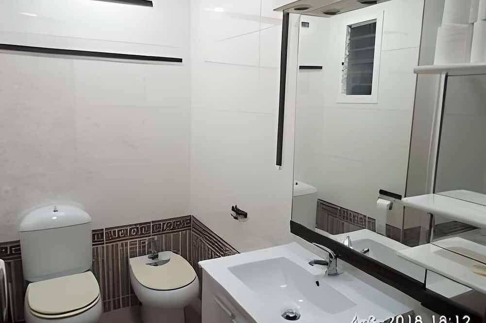 Apartamento entero, Apartamento estación del Ave + wifi. in Valencia City Centre, Valencia
