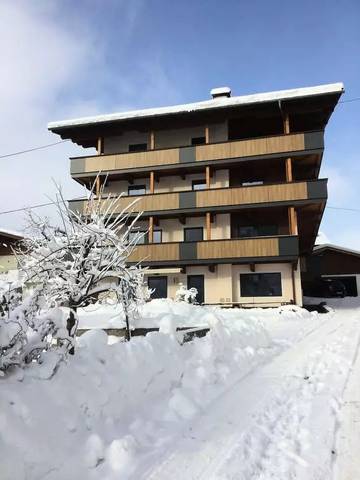 Villa für 20 Personen, mit Balkon in Mayrhofen
