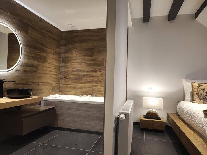 Gîte pour 2 personnes, avec terrasse ainsi que vue et sauna, animaux acceptés à Métabief - 4