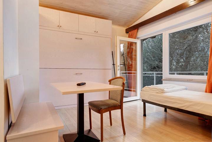 Appartamento per 4 persone, con vista lago e giardino in Brenzone