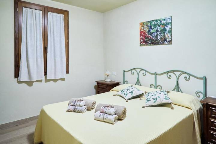 Agriturismo per 5 persone, con giardino in Montevarchi