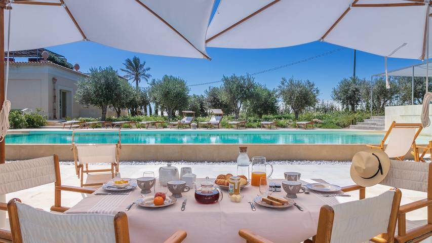 Villa Passo degli Aironi 12, Emma Villas in Roveto, Noto e dintorni