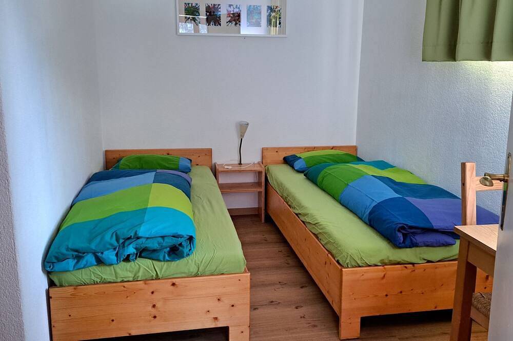 Entire apartment, Müller, (Camischolas/Sedrun), 655.01 in Sedrun, Tujetsch