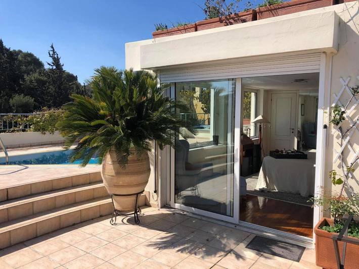 Apartamento entero, Lujoso ático con piscina privada, terraza privada y vistas in Sección central de Atenas, Atenas