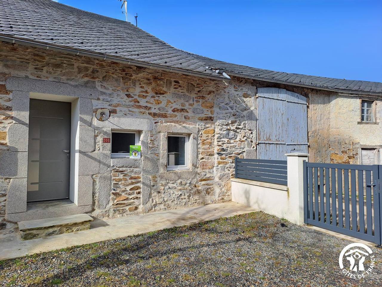 Gîte für 4 Personen mit Terrasse in Espérausses, Lacaune und Umgebung