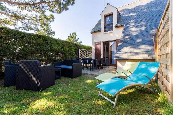 Ferienhaus für 5 Personen, mit Terrasse und Whirlpool sowie Garten - 1