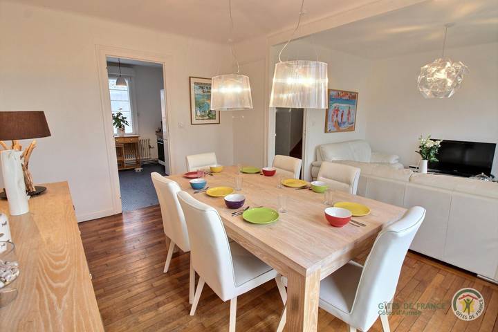 Gîte für 5 Personen, mit Terrasse und Garten in Perros-Guirec - 3