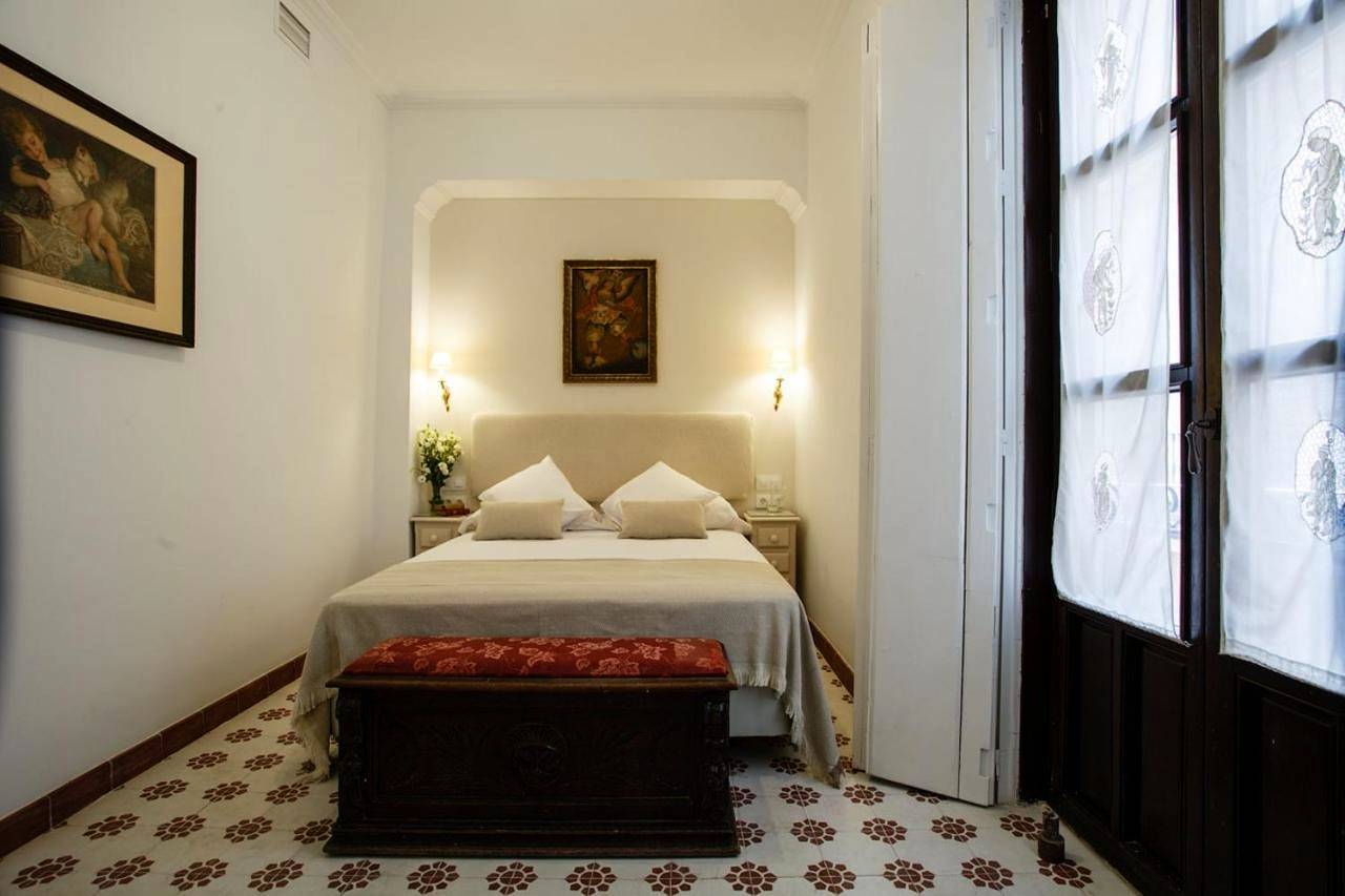 Suite with Patio in Casco Antiguo, Sevilla