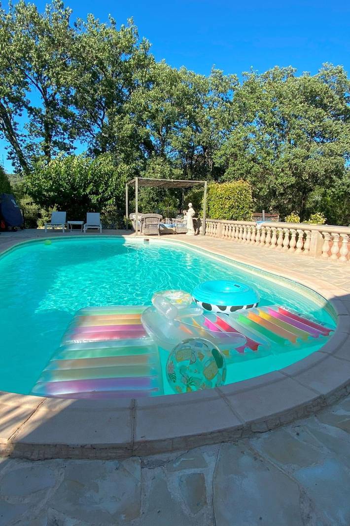 Location de vacances pour 6 personnes, avec jardin à Taradeau - 2