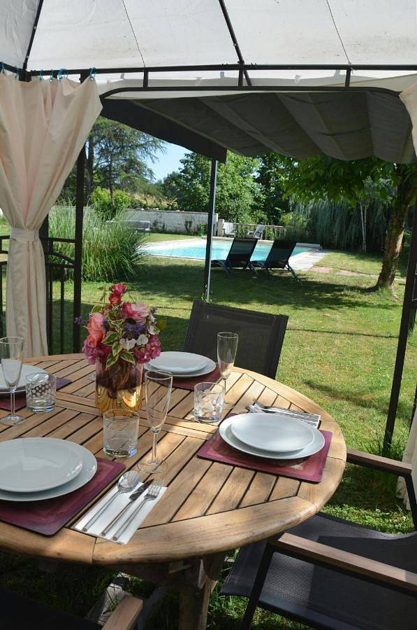 Location de vacances pour 10 personnes, avec Terrasse et Piscine à Cusset - 3