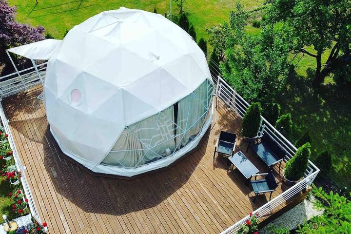 Namiot dla 2 osób, z Jacuzzi i Taras oraz Ogród i Sauna w Przesieka