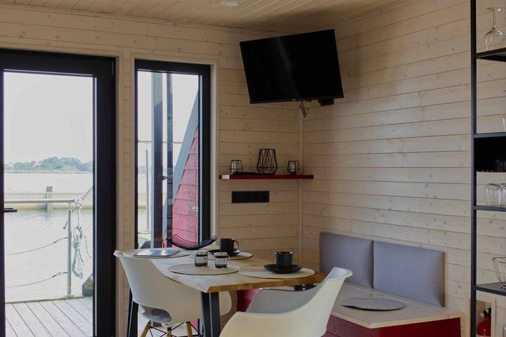 Hausboot für 4 Personen, mit Terrasse und Meerblick in Burg auf Fehmarn und Umgebung