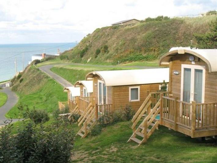 Camping Village de Reneville - Chalet 2 personnes - Chalet confort - 20m² - 1 chambre in Fécamp, Région du Havre