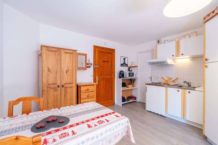 Appartement de vacances entier, Viktorsun 1 : T2 terrasse ensoleillée, superbe vue montagnes in La Clusaz, Région d'Annecy
