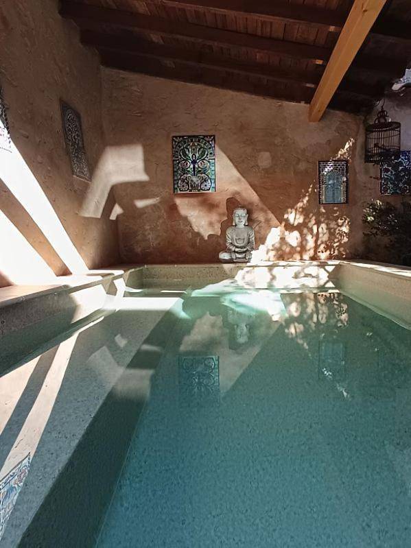 Chambre d’hôte pour 3 personnes, avec vue et terrasse ainsi que piscine et jardin à Bédoin - 2