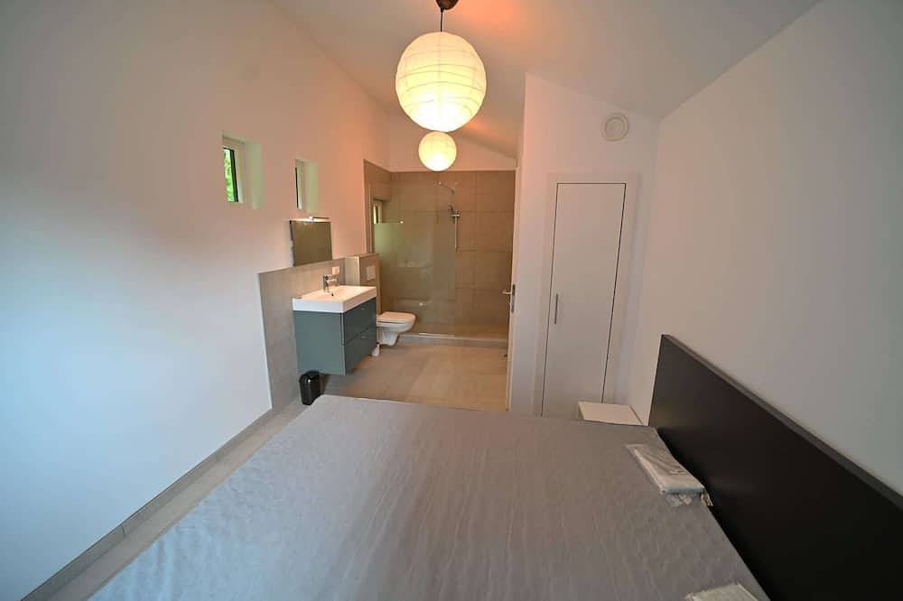 Bungalow am See Rabais in Virton in Luxemburg Provinz