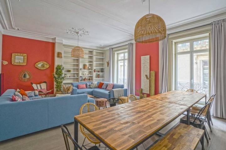 Gîte pour 17 personnes, avec terrasse dans Office De Tourisme De Montpellier - 2