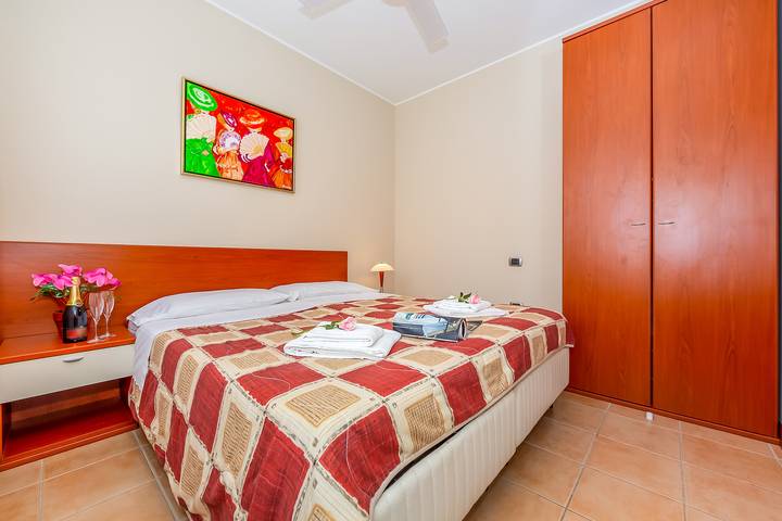 Gîte pour 8 personnes, avec terrasse et vue sur le lac, animaux acceptés dans Porlezza - 4