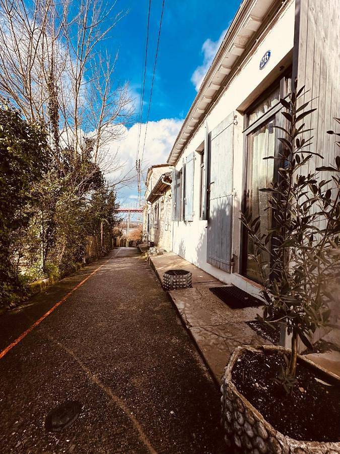 Location de vacances pour 5 personnes, avec terrasse et vue à Lormont - 4