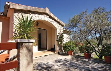 Gîte pour 5 personnes, avec terrasse en Korcula