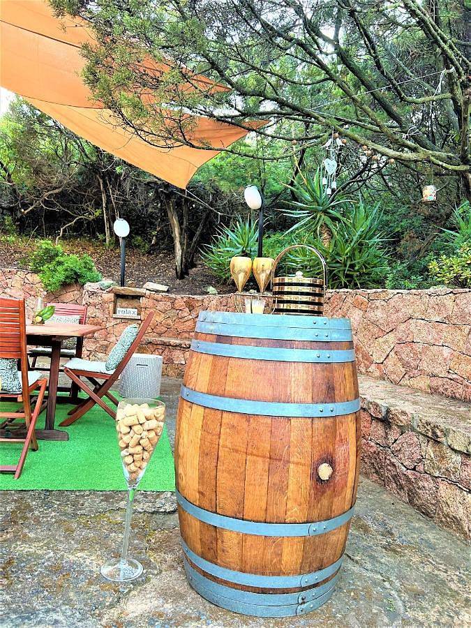 Casa vacanza per 2 persone, con panorama e giardino, con animali domestici in Badesi