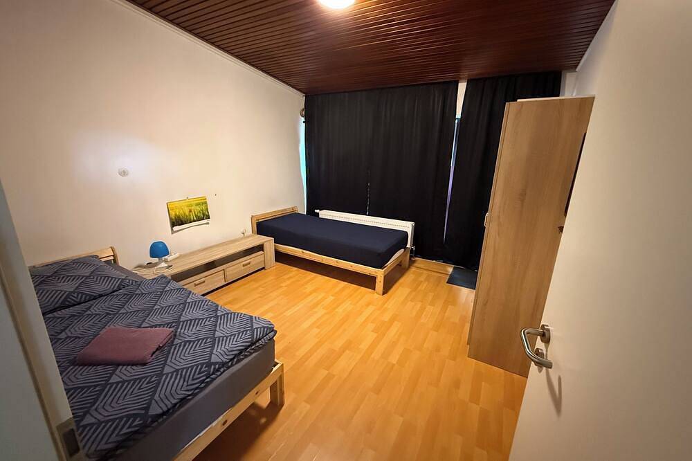 Ganze Wohnung, Apartment für bis zu 6 Personen | Küche & Bad | Pension Kalifornia (Nh) in Osterholz-Scharmbeck, Niedersachsen
