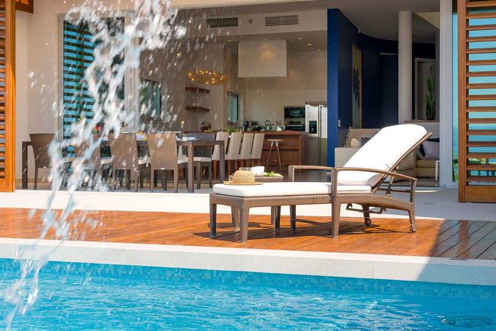 Luxusvilla Gloria Grand mit Swimming Pool am Strand in Brela, Makarska Riviera