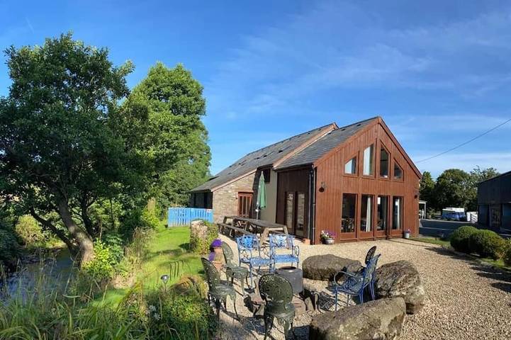 Holiday rental for 15 people in Brecon Beacons