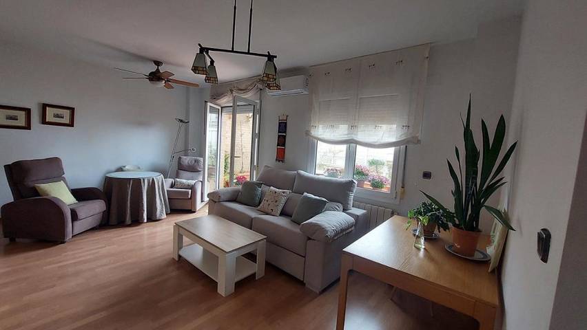Apartamento para 4 personas, con terraza en Albacete