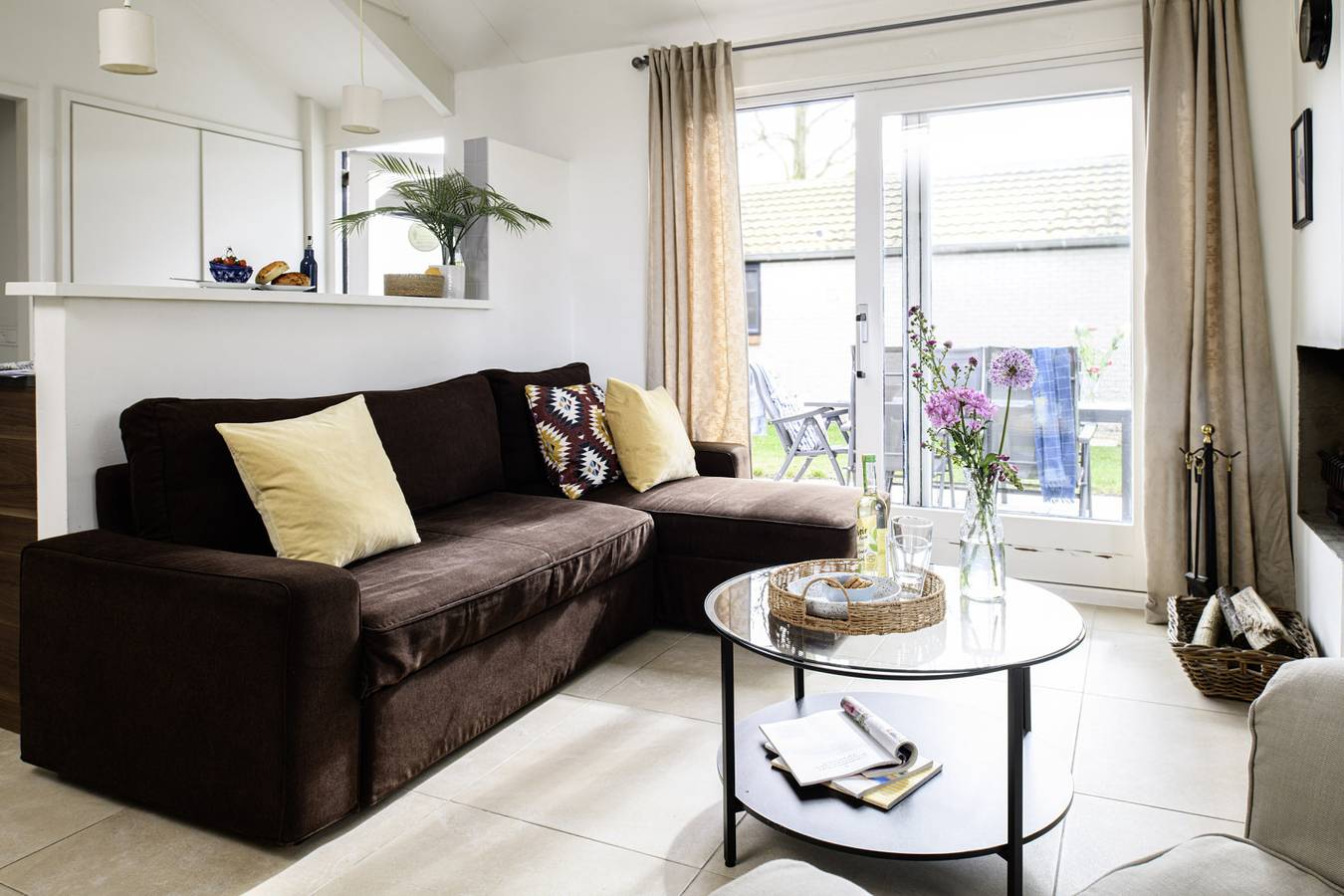 Komfortabler Bungalow für 6 Personen mit Bootssteg in einem Park an den Loosdrecht-Seen in Boomhoek, Loosdrecht