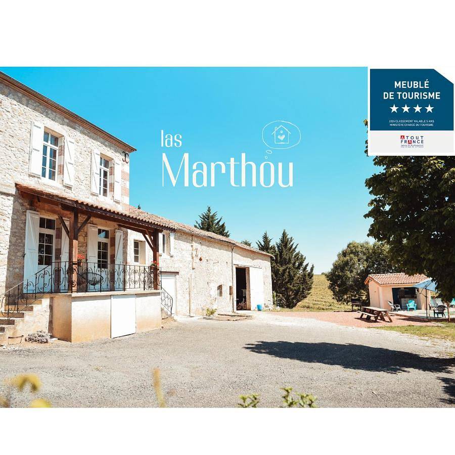 Five-Bedroom House in Plieux, Gers
