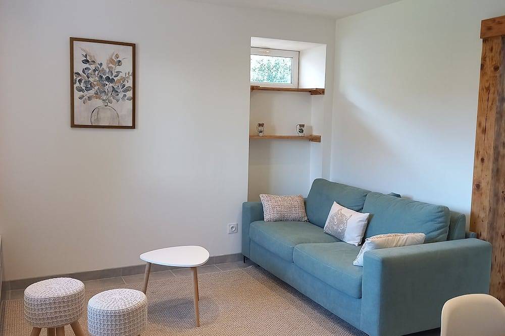 Entire apartment, Appartement Les Géraniums in Remiremont, Épinal region