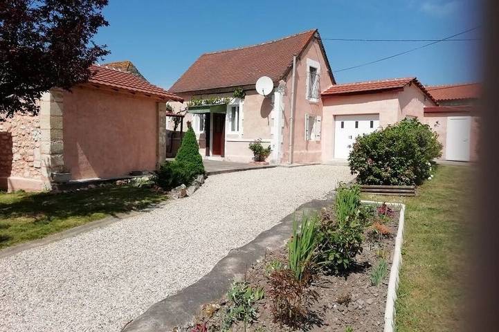 Location de vacances pour 5 personnes, avec Jardin à Saint-Martin-l'Astier