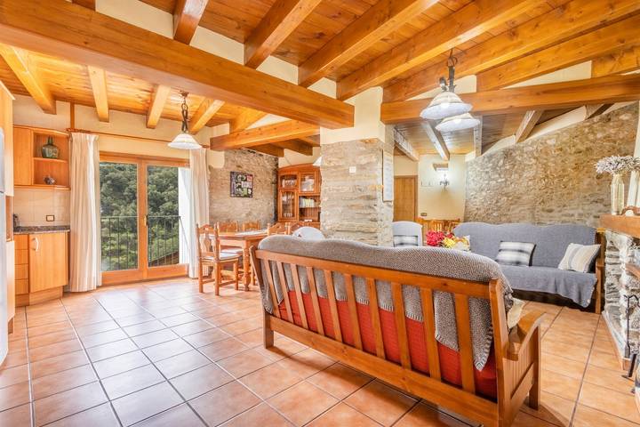 Casa rural para 10 personas, con Balcón en Provincia de Lleida - 2