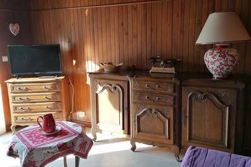 Gîte pour 4 personnes, avec jardin à Grésy-sur-Aix