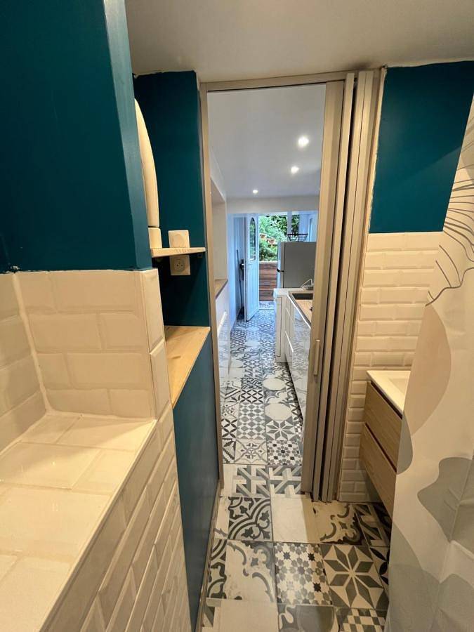 Gîte pour 3 personnes, avec terrasse et vue, animaux acceptés à Chanteuges