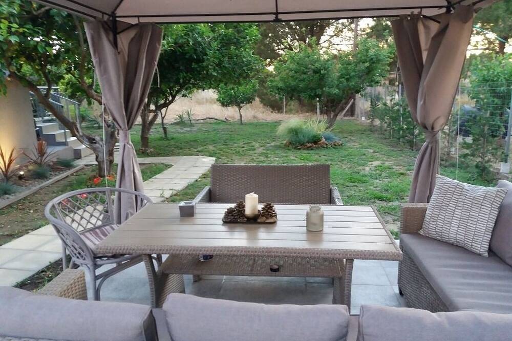 Casa vacanza a Elis e dintorni a partire da 117€ a notte