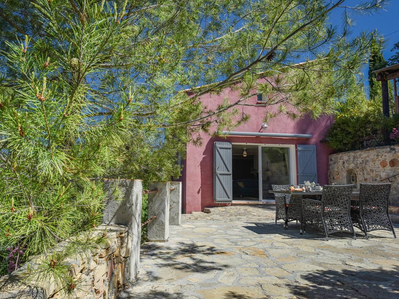 Charmante petite maison pour deux et au calme in Flayosc, Région de Draguignan