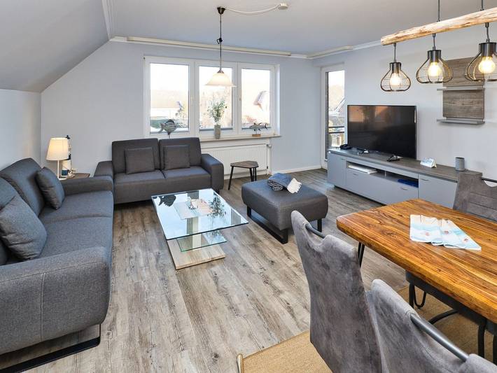 Ferienwohnung für 4 Personen, mit Garten und Balkon sowie Sauna, kinderfreundlich in Döse