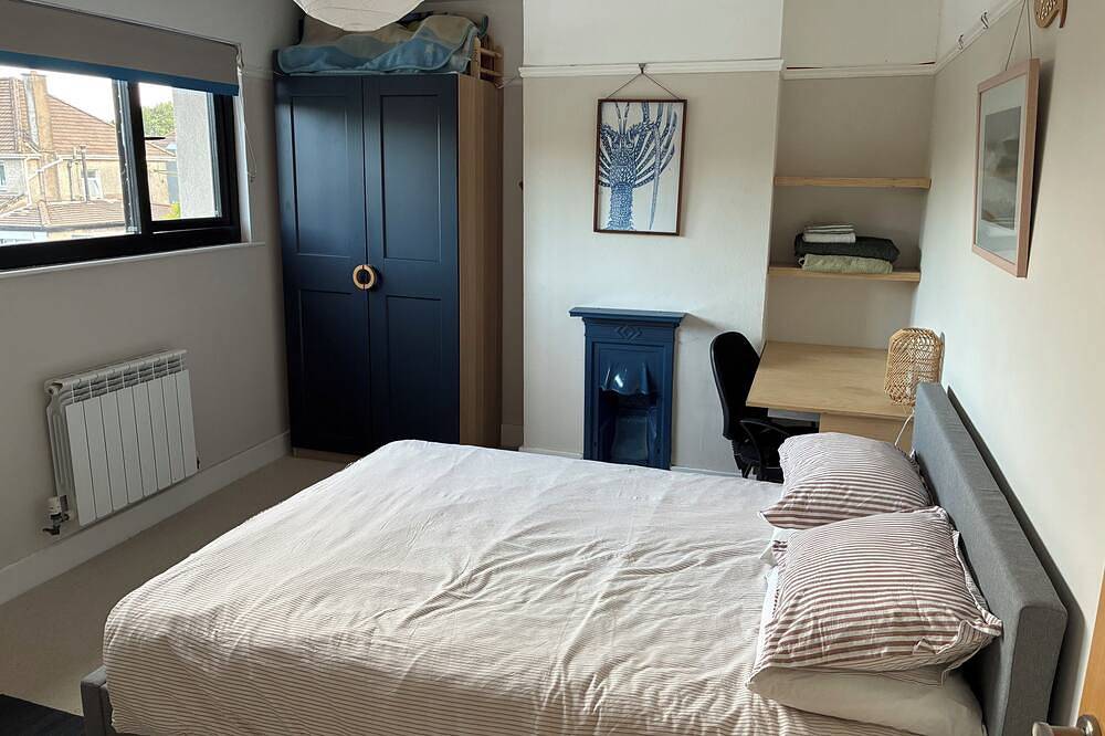 Enjoyable 3-bedroom house in charming local community for your getaway in Cork in Cork, County Cork